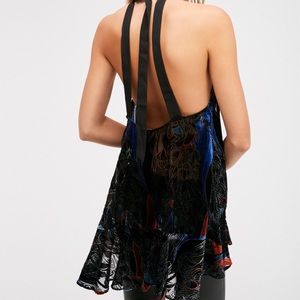 Lady Love Velvet Tunic Black Combo